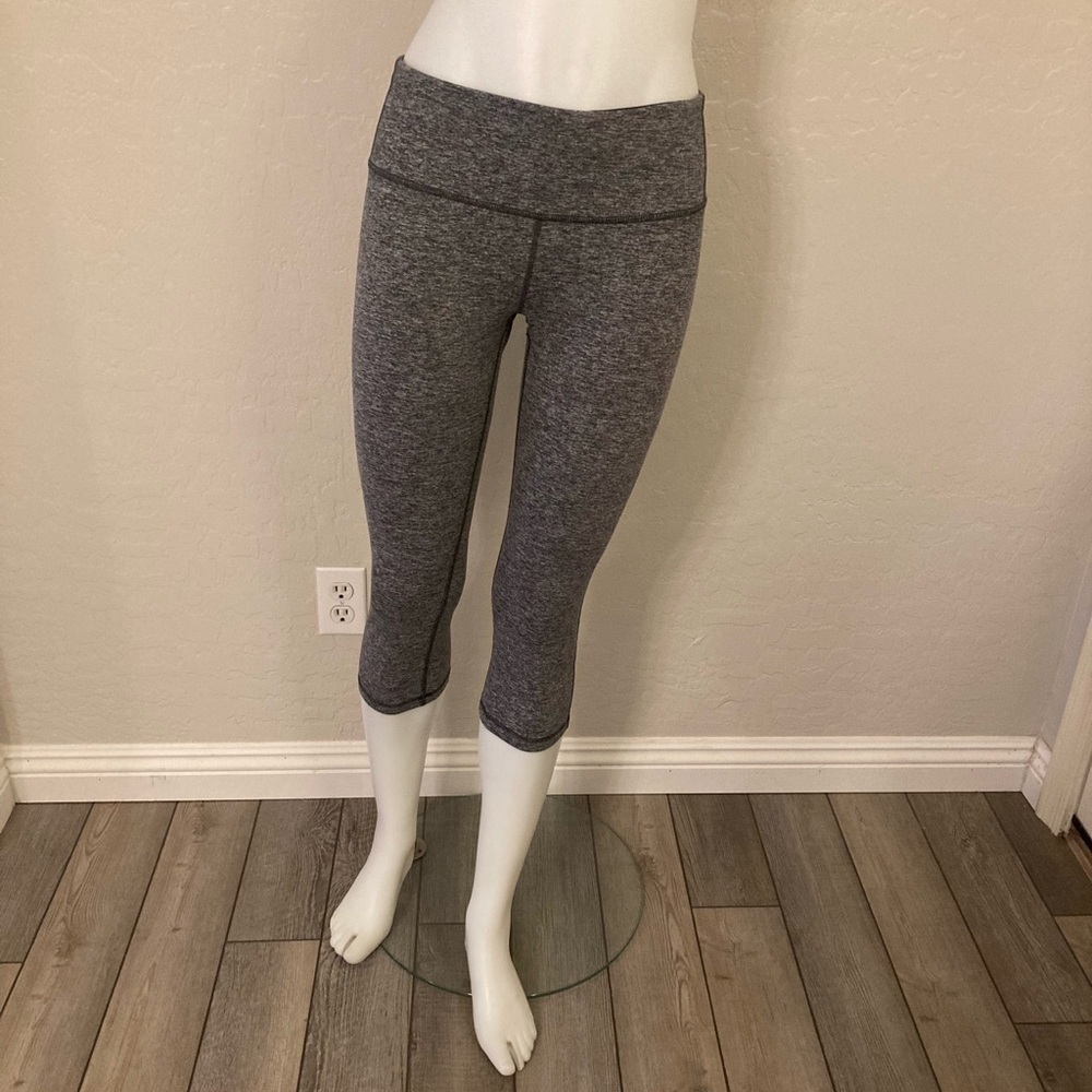 Patagonia Centered Crops Heather Gray Space Dye Leggings Medium - Picture 2 of 12